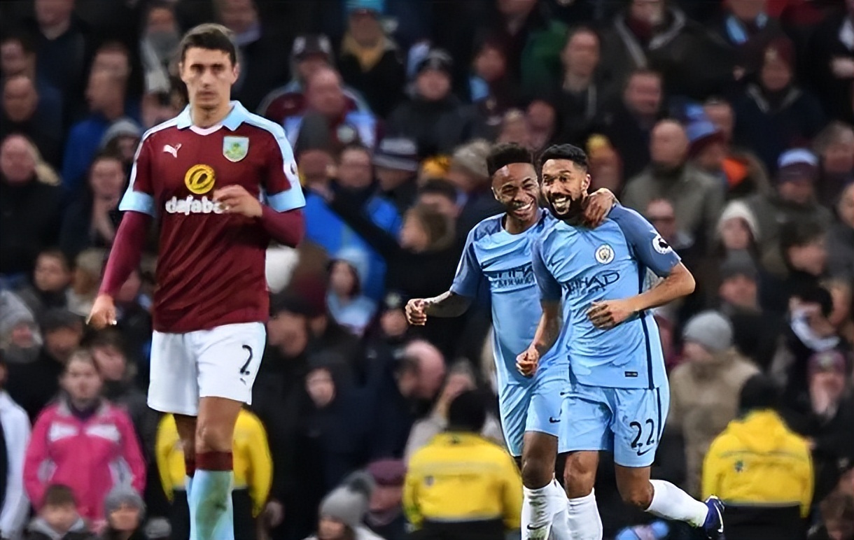 立竿见影，凯恩替补出场30分钟个人戴帽拜仁打进4球