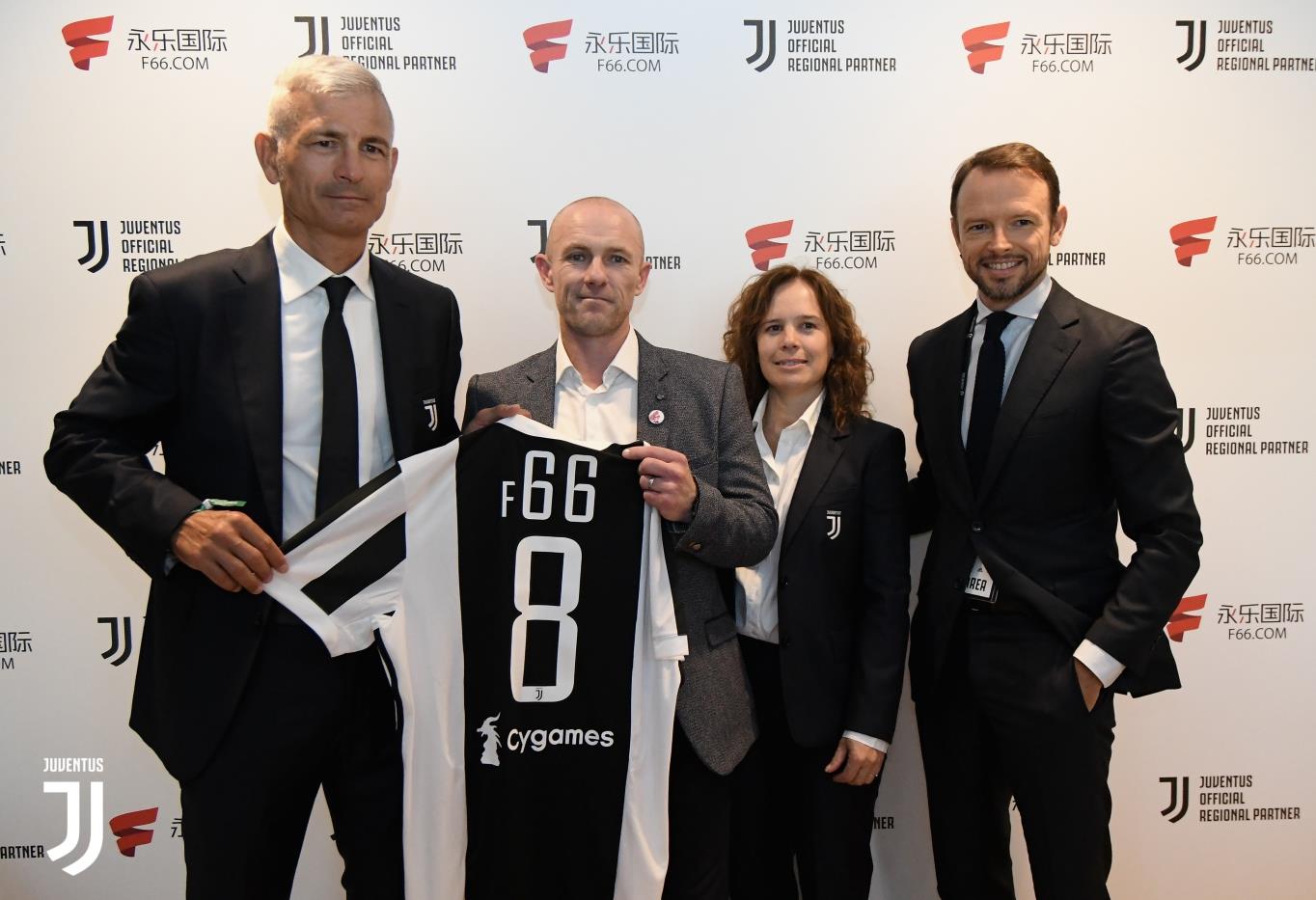 东体：足协要求所有女足国脚踢完全运会后立刻赶往国家队报到