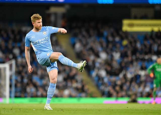 日媒：甲府队长山本英臣出轨球迷妻子，声称想偷看该女子洗澡（日媒爆料：甲府队长山本英臣涉与球迷妻子不当关系，疑称想偷看其洗澡）