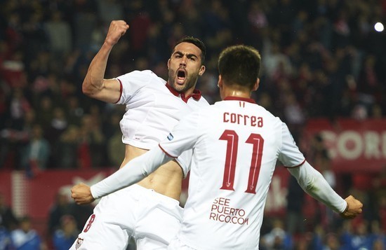 第四次，曼联错失进入欧冠区的机会。