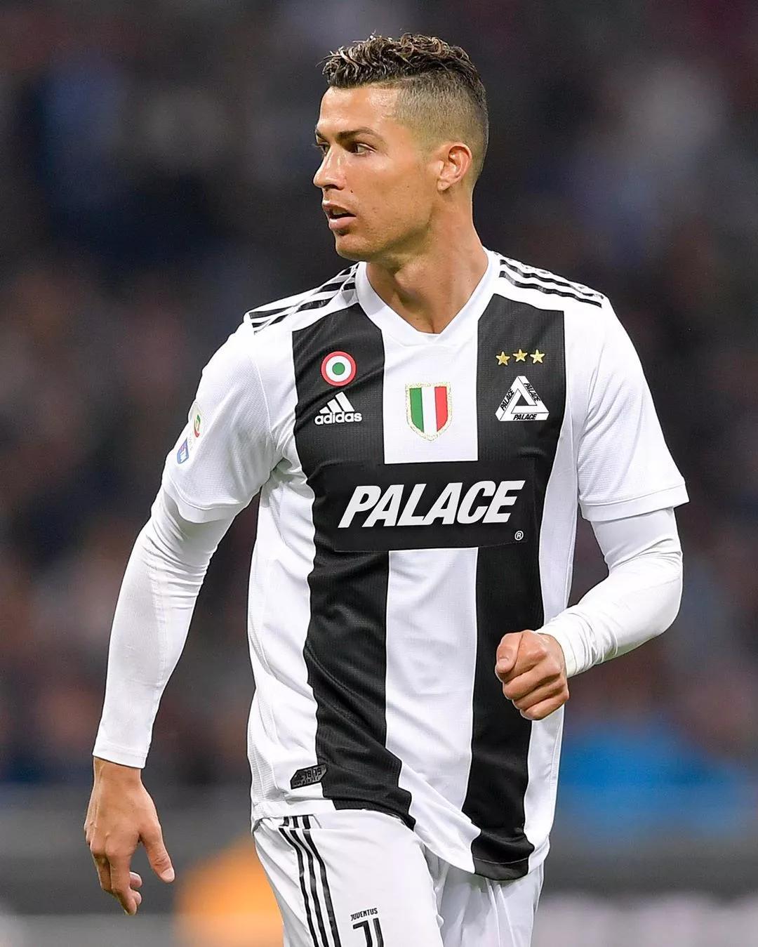 欧冠积分榜：拜仁、阿森纳、国米全胜领跑，下轮前二直接对话（欧冠形势：拜仁、阿森纳、国米以全胜领跑，下一轮头两名正面对决）