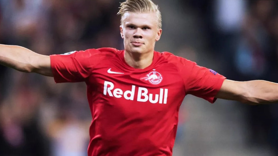 本赛季云南玉昆主场场均观众超2.2万人，带动直接消费2.3亿元