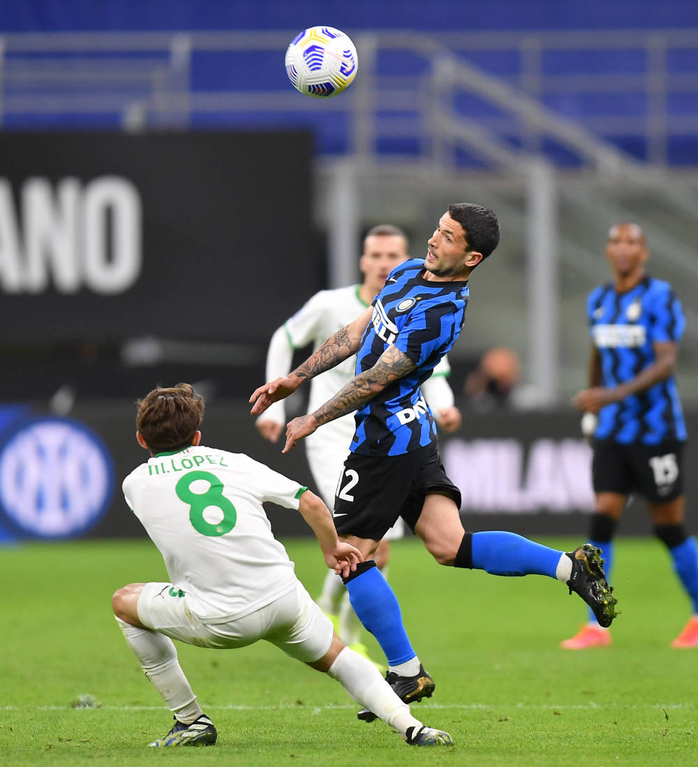 李磊：国安原本有夺得双冠的机会，配得上足协杯冠军荣誉（李磊：国安曾握双冠良机，足协杯冠军当之无愧）