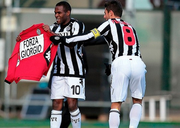 澳超战报：派珀传射、詹姆斯点射，惠灵顿凤凰3-1中央海岸（澳超战况：惠灵顿凤凰3-1擒中央海岸，派珀传射詹姆斯点球建功）